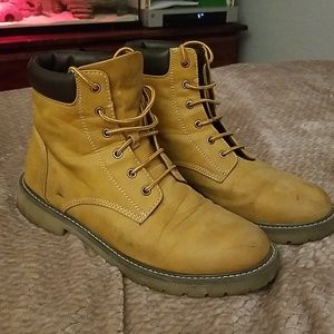 Men's Tan Boots
